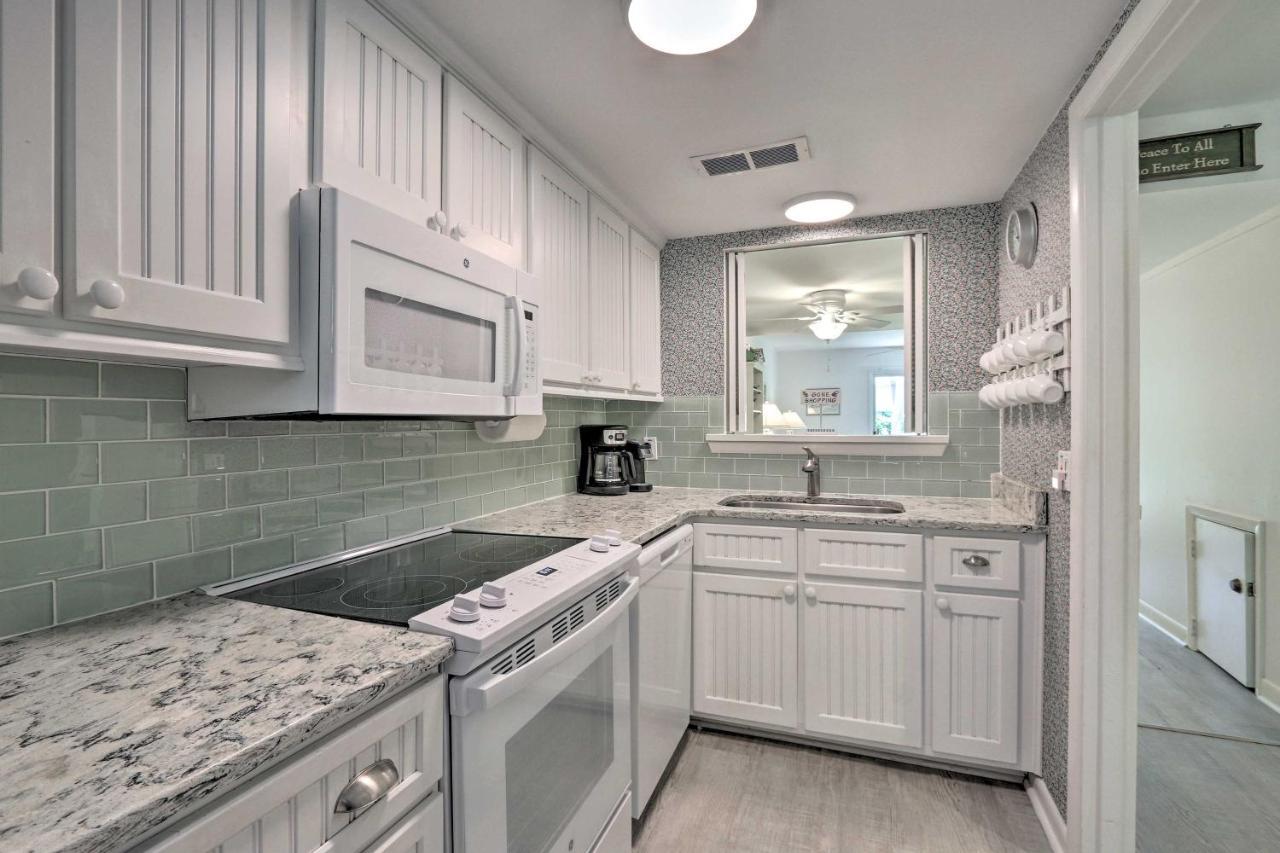 Hilton Head Condo Close To Beach And Coligny Plaza! Хилтън Хед Айлънд Екстериор снимка