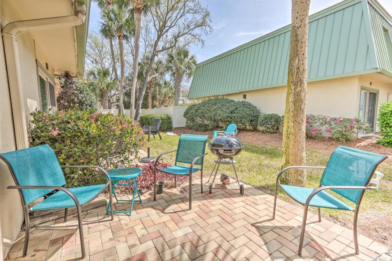 Hilton Head Condo Close To Beach And Coligny Plaza! Хилтън Хед Айлънд Екстериор снимка